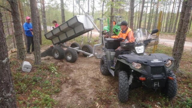 Kuva: Tek-radan väylän #16 tiipaikan rakentamishomma menossa