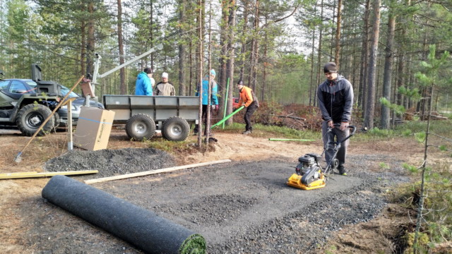 Tek-radan tiipaikan tekeminen